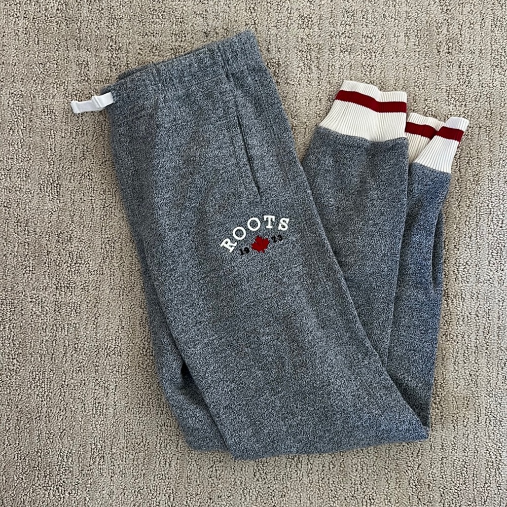 Roots Cabin track pants girls size 12